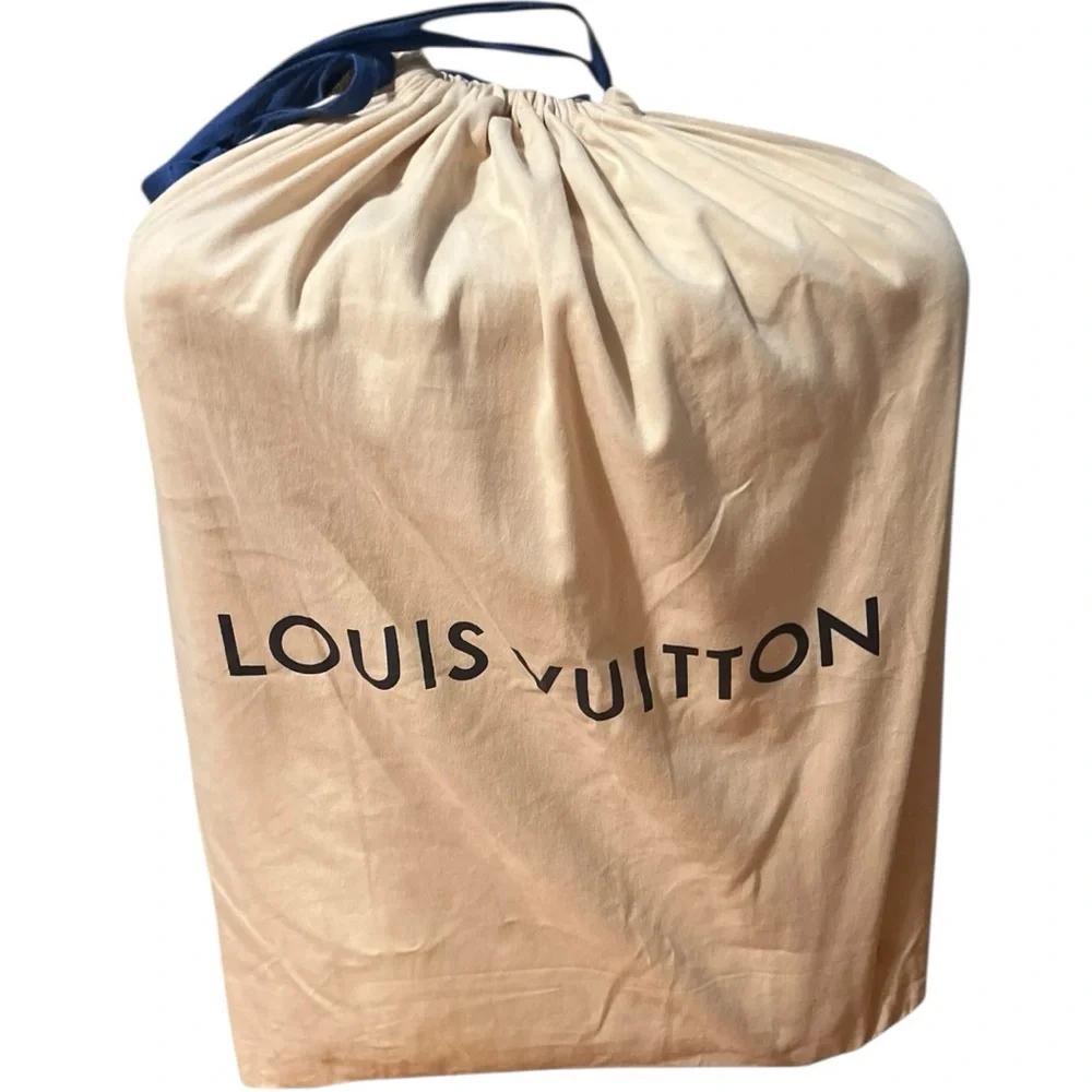 SS23 LV Monogram Comic Horizon 55 Authentic Rare - Picture 12 of 14
